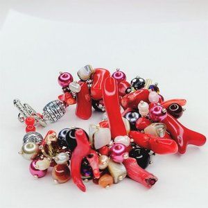 Red Coral Beads Bracelet with Pearls and multicolored Round Beads